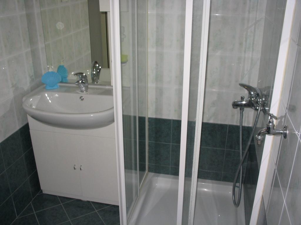 Apartments Gugic プリグラディサ 部屋 写真