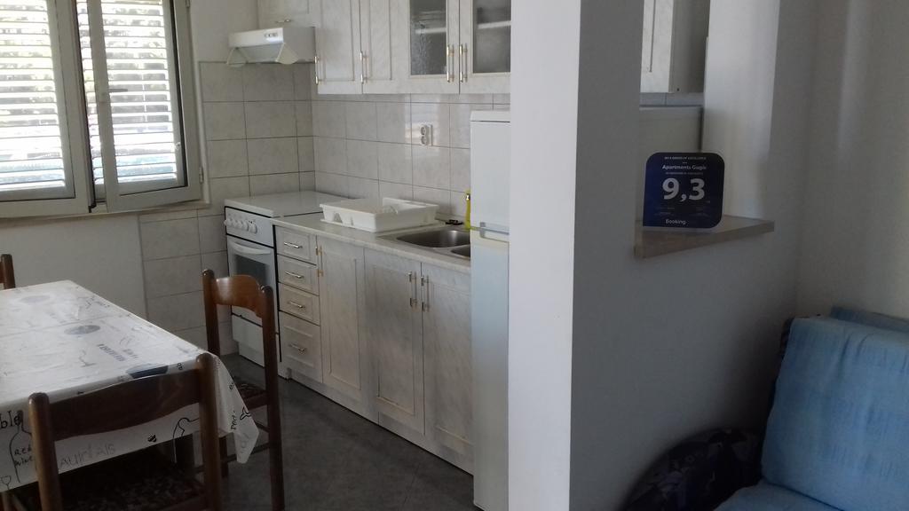 Apartments Gugic プリグラディサ エクステリア 写真